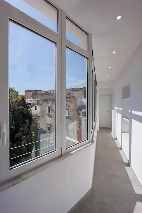 House In Decumani Entire Apartment By Houseinnaples